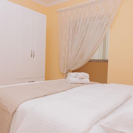 Heart Of Tirana Villa Eksteriør billede