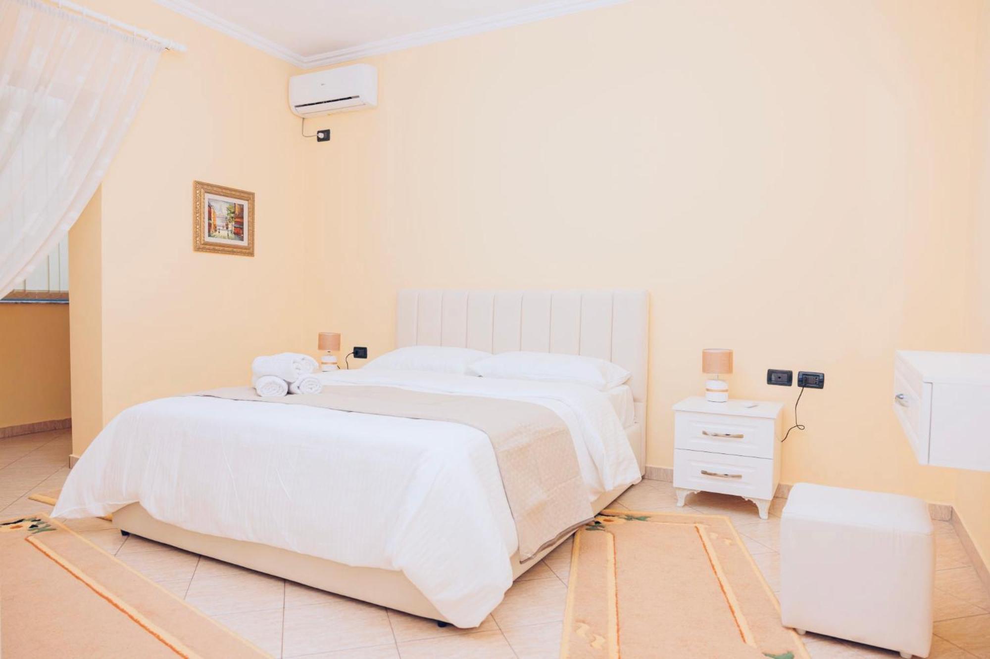 Heart Of Tirana Villa Eksteriør billede